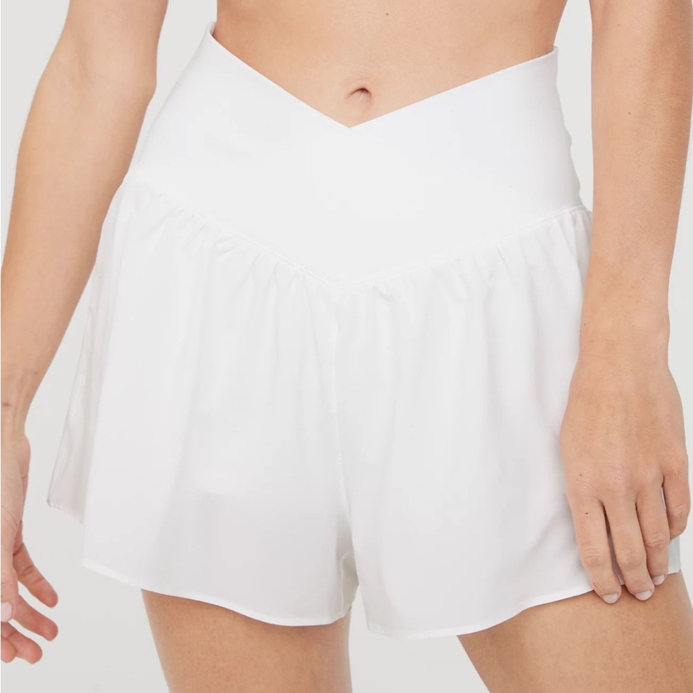 OFFLINE By Aerie Real Me Crossover Flowy Short size small